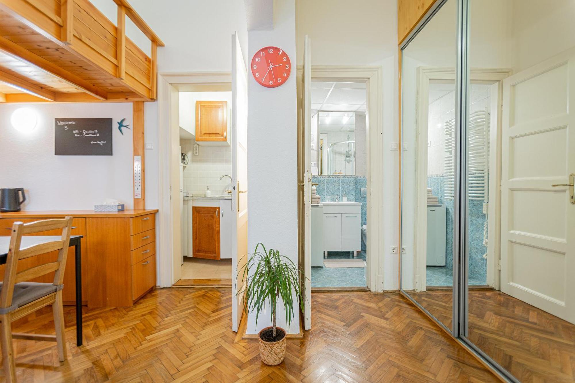 Dorotea - Cosy Home In The Heart Of Budapest Exteriör bild